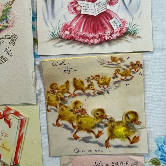 Lot of Kitsch Shower Cards and Wedding Cards - Picture 4 of 13